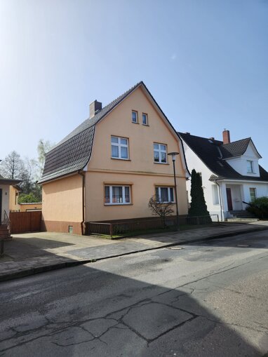 Haus zum Kauf 347.000 € 6 Zimmer 122 m² 706 m² Grundstück Falkenhäger Weg 4 Waren Waren (Müritz) 17192