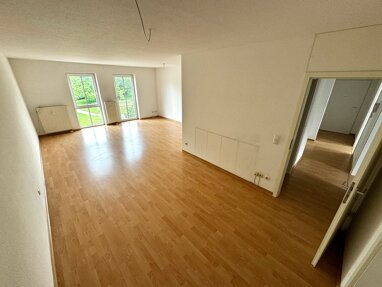 Wohnung zum Kauf Provisionsfrei 74.000 € 3 Zimmer 75,4 m² 2. Geschoss Martin-Luther-Straße 42 Reißiger Vorstadt Plauen 08523