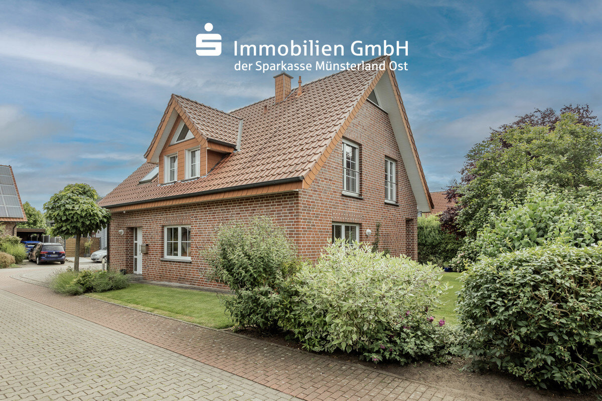 Einfamilienhaus zum Kauf 421.000 € 4 Zimmer 131 m²<br/>Wohnfläche 400 m²<br/>Grundstück Freckenhorst Freckenhorst 48231
