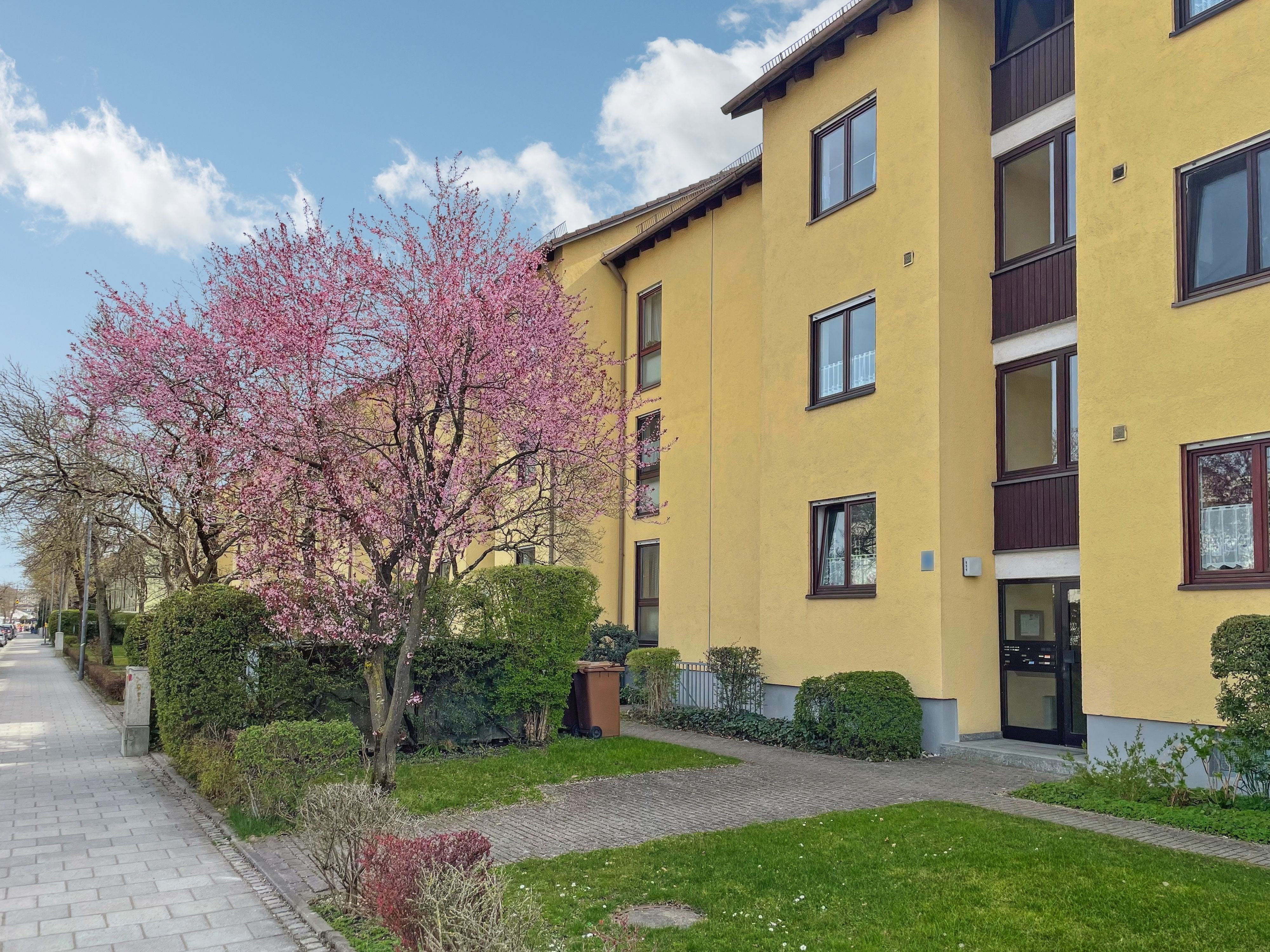 Wohnung zum Kauf 449.000 € 3 Zimmer 81 m²<br/>Wohnfläche 1.<br/>Geschoss Hasenbergl-Lerchenau Ost München 80935