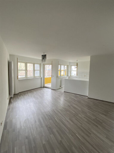 Wohnung zum Kauf 220.000 € 3 Zimmer 66 m² 1. Geschoss Niedergasse 3 Rielasingen Rielasingen 78239