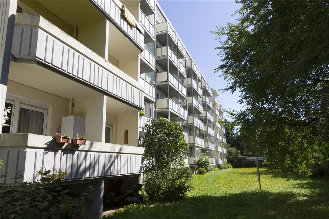 Wohnung zur Miete 312 € 3 Zimmer 69,4 m²<br/>Wohnfläche 4.<br/>Geschoss ab sofort<br/>Verfügbarkeit Obermylauer Weg 65 Reichenbach Reichenbach , Vogtl 08468