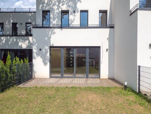 Reihenmittelhaus zum Kauf 649.000 € 4 Zimmer 137 m² 185 m² Grundstück frei ab sofort Spandau Berlin 13581