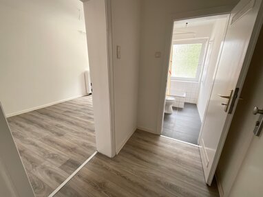 Wohnung zur Miete 235 € 1 Zimmer 33,6 m² 2. Geschoss Buschhofstraße 3 Remberg Hagen 58095