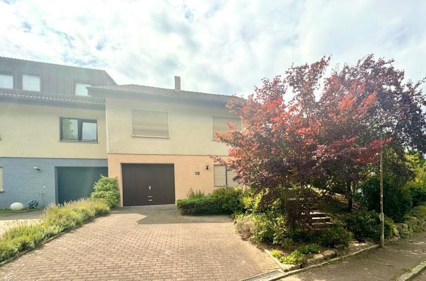 Doppelhaushälfte zum Kauf 595.000 € 5,5 Zimmer 166 m²<br/>Wohnfläche 492 m²<br/>Grundstück Triumphstadt Aalen 73431