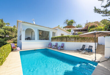 Villa zum Kauf 995.000 € 5 Zimmer 444 m² 1.050 m² Grundstück Marbella East 29600