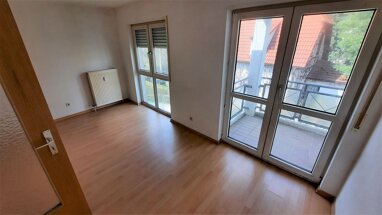 Wohnung zur Miete 152 € 1 Zimmer 27,3 m² 1. Geschoss Pölbitzer Straße 23 Pölbitz 314 Zwickau 08058
