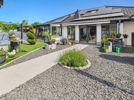 Bungalow zum Kauf 699.000 € 5 Zimmer 186 m² 689 m² Grundstück Neuwerk 00 Girbelsrath Merzenich / Girbelsrath 52399