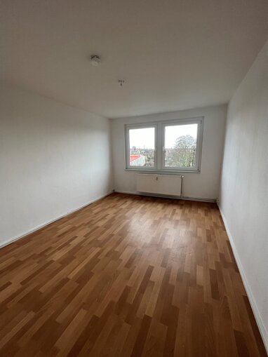 Wohnung zur Miete 430 € 4 Zimmer 75,2 m² 3. Geschoss Feldstraße 10 Sandersdorf Sandersdorf-Brehna 06792