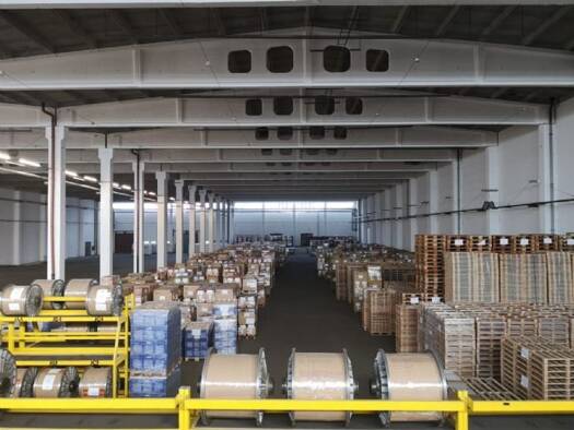 Lagerhalle zur Miete provisionsfrei 20.000 m² Lagerfläche teilbar ab 1.000 m² Badstraße Radeberg 01454