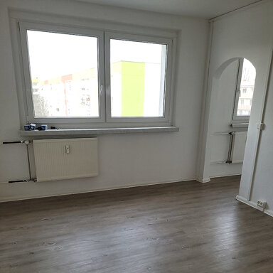 Wohnung zur Miete 203 € 1 Zimmer 34,1 m² 2. Geschoss Gustav-Adolf-Straße 16 Bad Dürrenberg Bad Dürrenberg 6231