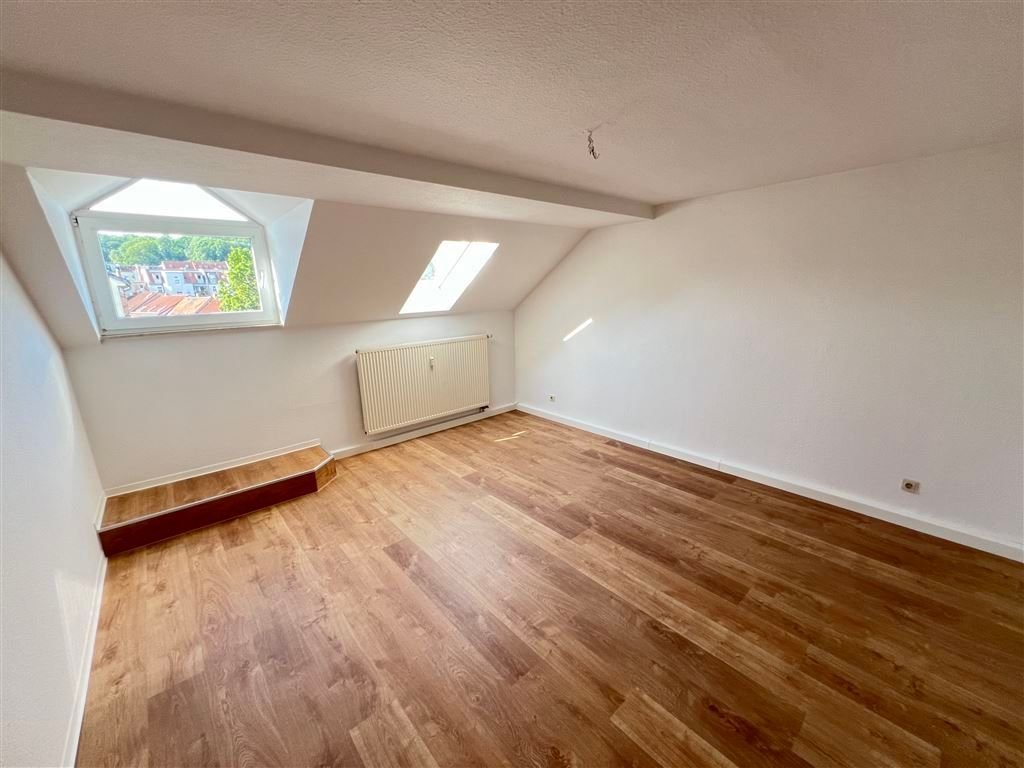 Wohnung zur Miete 364 € 4 Zimmer 63,3 m²<br/>Wohnfläche Altenburger Straße 51 Ostviertel Gera 07546