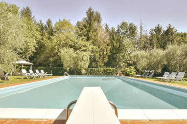Villa zum Kauf 2.900.000 € 17 Zimmer 900 m² 25.000 m² Grundstück Lucca 55100