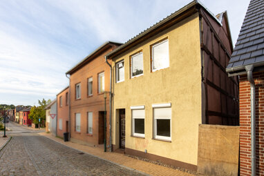 Einfamilienhaus zum Kauf 69.000 € 4 Zimmer 80 m² 92 m² Grundstück Crivitz Crivitz 19089