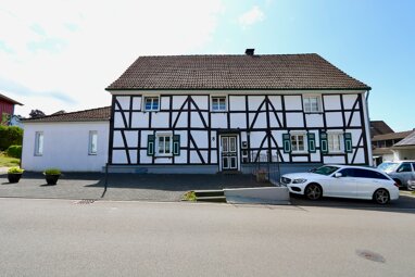 Mehrfamilienhaus zum Kauf 310.000 € 9 Zimmer 984 m² Grundstück Engelskirchen-Loope Engelskirchen 51766