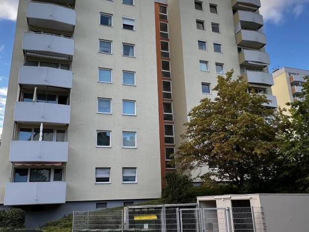 Wohnung zum Kauf provisionsfrei 210.000 € 4 Zimmer 79,8 m² Erlanger Straße 49 Nordstadt Fürth 90765