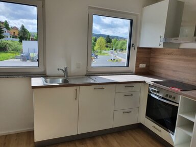 Studio zur Miete 720 € 2 Zimmer 60,5 m² 1. Geschoss frei ab 01.02.2025 Rathausstraße 31 Leinach 97274