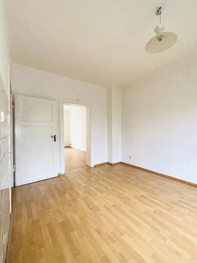 Wohnung zum Kauf provisionsfrei 109.000 € 2,5 Zimmer 54 m² EG Siegfriedstraße.54 Zoo Wuppertal 42117