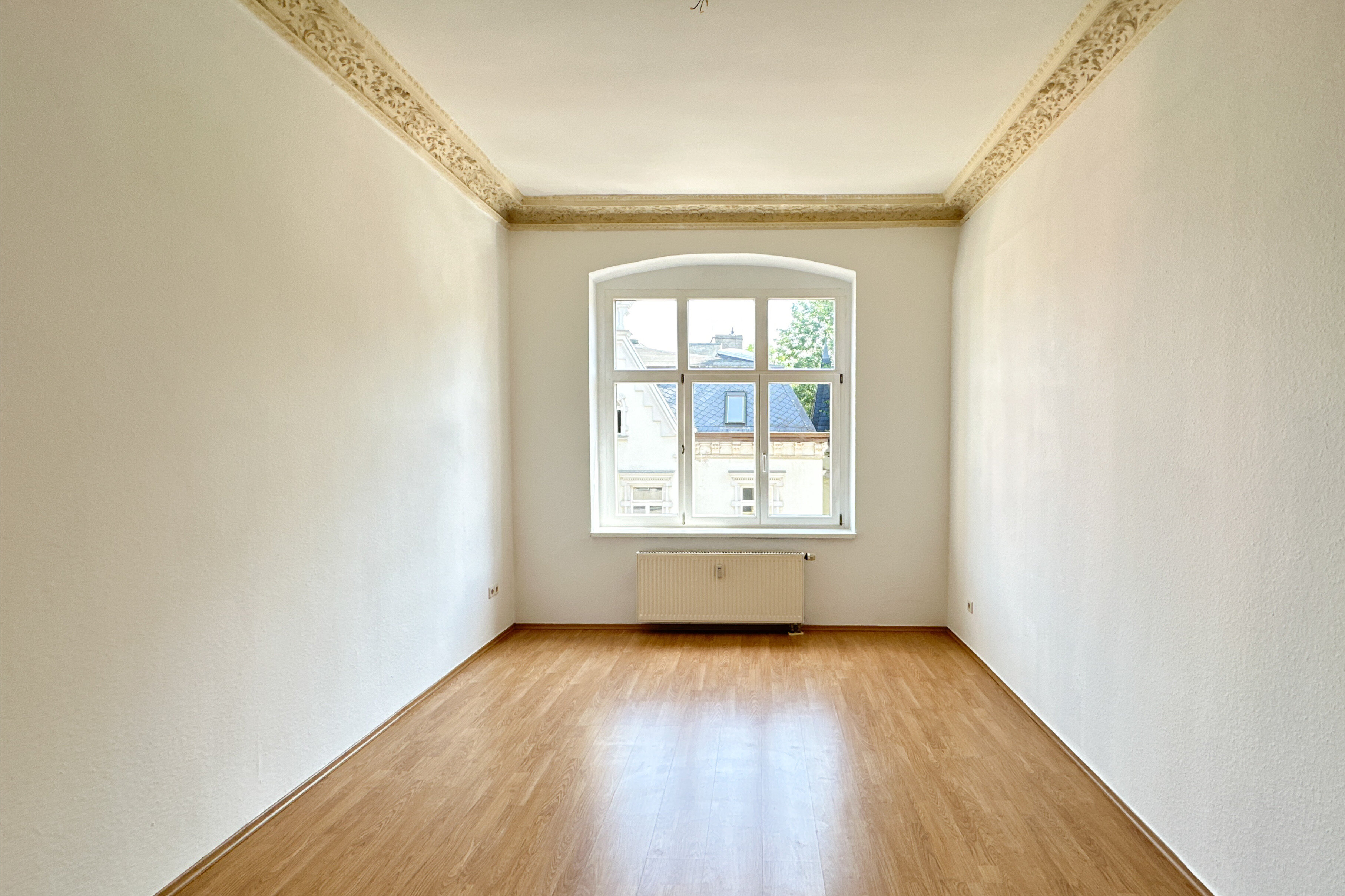 Wohnung zur Miete 597 € 3 Zimmer 81,7 m²<br/>Wohnfläche 2. Stock<br/>Geschoss Heidestraße 1 Salzmannstraße Magdeburg 39112
