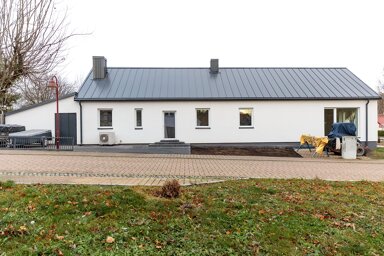 Haus zum Kauf provisionsfrei 295.000 € 5,5 Zimmer 130 m² 323 m² Grundstück Schilfa Gangloffsömmern 99634