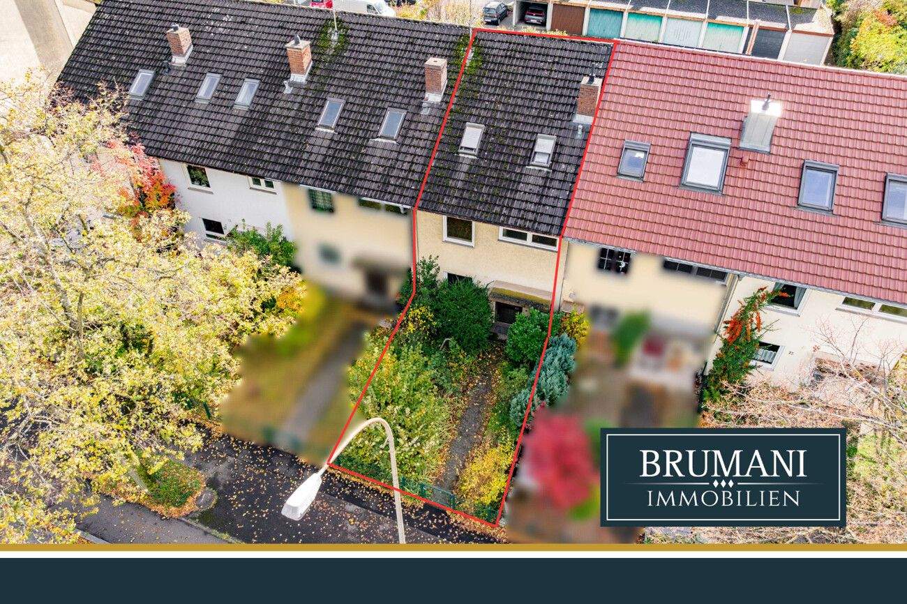 BRUMANI | Attraktives Reihenmittelhaus auf 3 Etagen mit Garten und Garage in Freiburg-Haslach