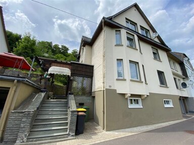 Mehrfamilienhaus zum Kauf als Kapitalanlage geeignet 250.000 € 11 Zimmer 235 m² 667 m² Grundstück Altenhundem Lennestadt 57368