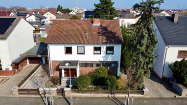 Einfamilienhaus zum Kauf 659.000 € 9 Zimmer 244 m² 783 m² Grundstück Ruchheim / Stadtbezirk 351 Ludwigshafen am Rhein 67071