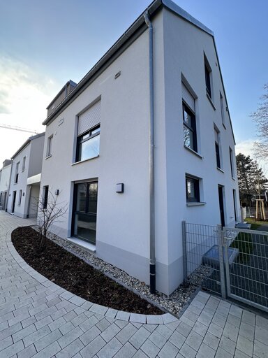 Terrassenwohnung zum Kauf provisionsfrei 923.254 € 4,5 Zimmer 93 m² EG frei ab sofort Schillerstraße 61a Buckenhofer Siedlung Erlangen 91054