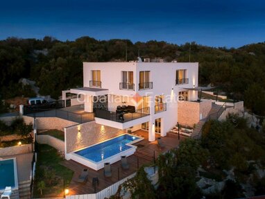 Haus zum Kauf 1.600.000 € 5 Zimmer 367 m² 552 m² Grundstück Ciovo