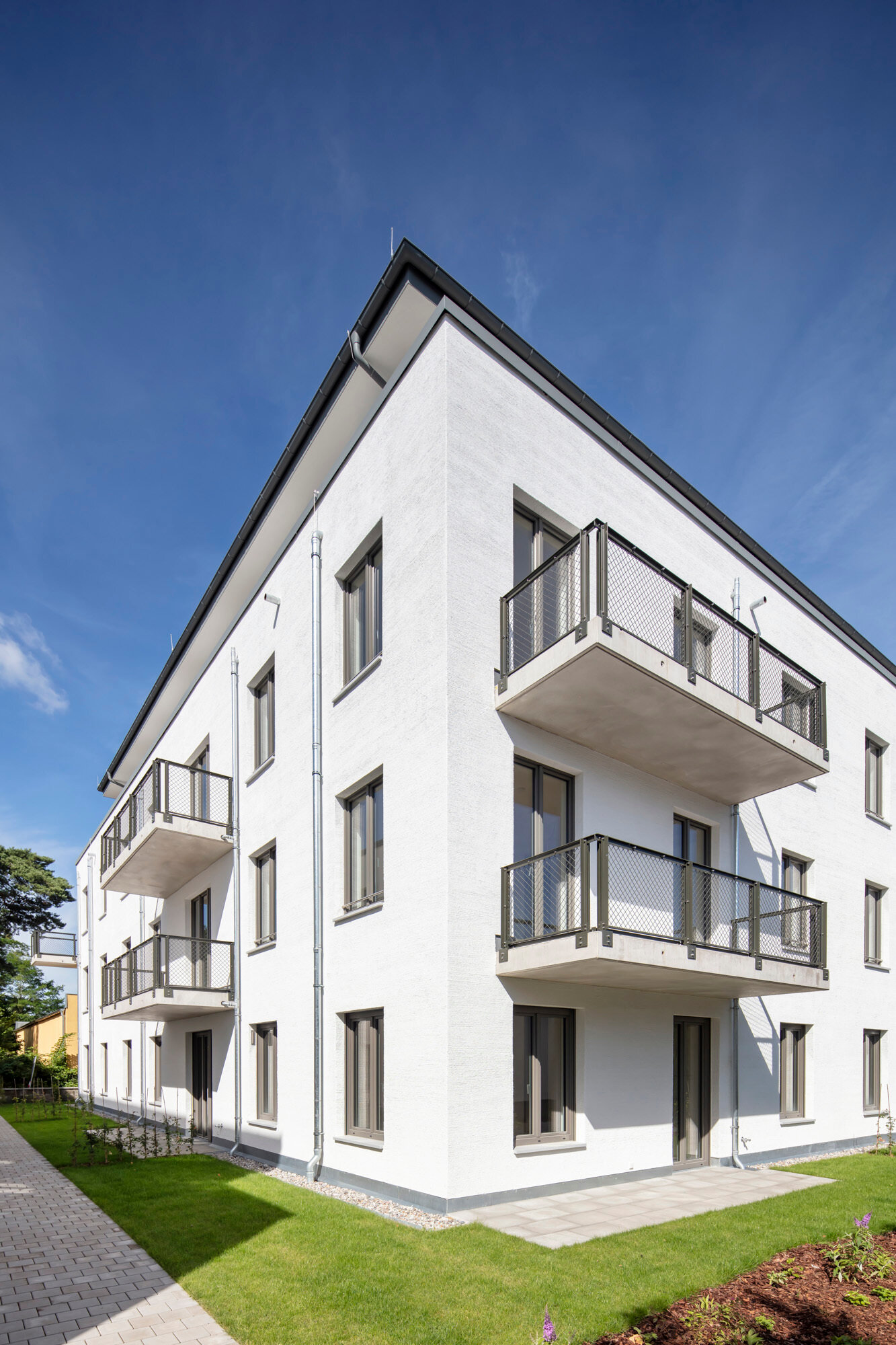 Wohnung zur Miete 1.999 € 4 Zimmer 98,4 m²<br/>Wohnfläche Erdgeschoss<br/>Geschoss Potsdamer Allee 113b Stahnsdorf Stahnsdorf 14532
