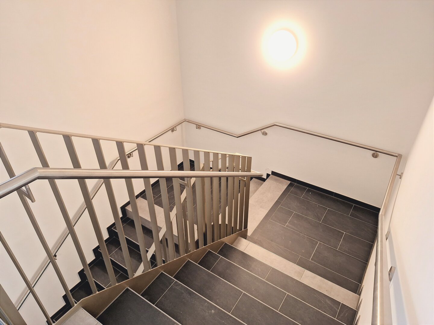 Wohnung zum Kauf Provisionsfrei 333.000 € 3 Zimmer 85,4 m²<br/>Wohnfläche 1. Stock<br/>Geschoss Seekirchen am Wallersee 5201