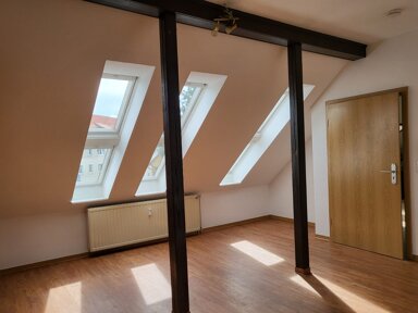 Wohnung zur Miete 378 € 1,5 Zimmer 49,5 m² 2. Geschoss frei ab sofort Friedhofstr. 4 Neustadt Neustadt an der Orla 07806