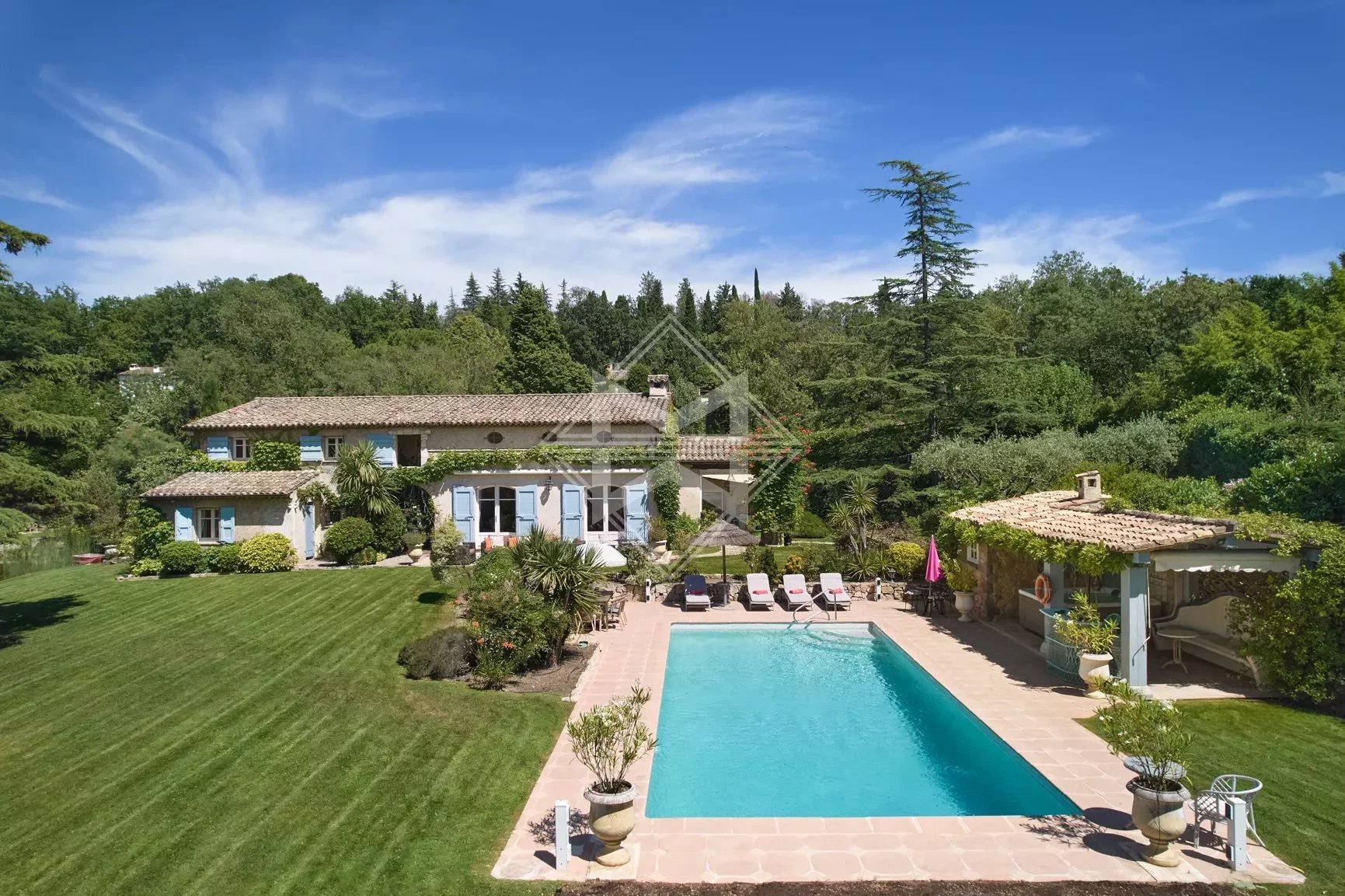 Villa zum Kauf provisionsfrei 3.490.000 € 9 Zimmer 363 m²<br/>Wohnfläche 5.300 m²<br/>Grundstück Châteauneuf-Grasse 06740