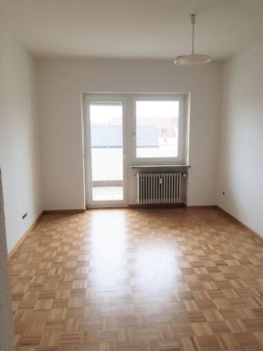 Wohnung zur Miete 270 € 1 Zimmer 40 m² 3. Geschoss Altstraße 5 Stockerhut Weiden in der Oberpfalz 92637