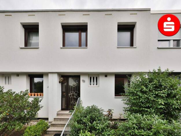 Reihenmittelhaus zum Kauf 365.000 € 4,5 Zimmer 106 m² 147 m² Grundstück frei ab sofort Deutenbach Stein 90547