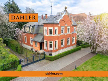 Villa zum Kauf 590.000 € 10 Zimmer 273 m² 630 m² Grundstück Pirna Pirna 01796