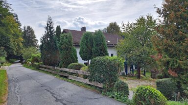 Mehrfamilienhaus zum Kauf 289.000 € 10 Zimmer 259 m² 850 m² Grundstück Niederperlesreut Perlesreut 94157