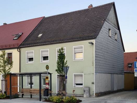 Reihenendhaus zum Kauf 180.000 € 6 Zimmer 149 m² 533 m² Grundstück Mitterteich 95666