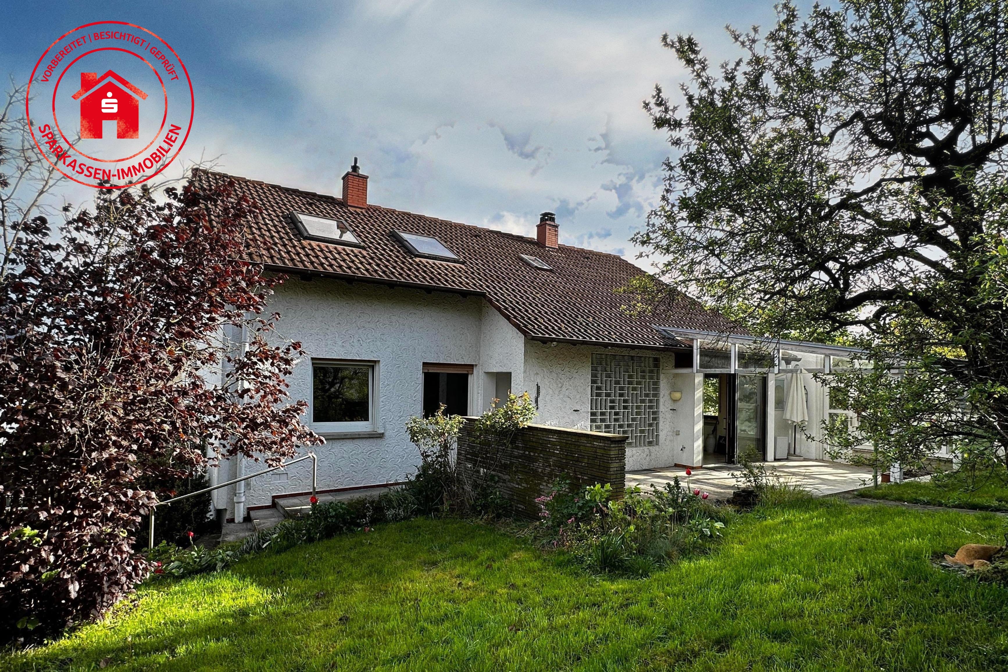 Einfamilienhaus zum Kauf 320.000 € 10 Zimmer 190 m²<br/>Wohnfläche 887 m²<br/>Grundstück Weikersheim Weikersheim 97990
