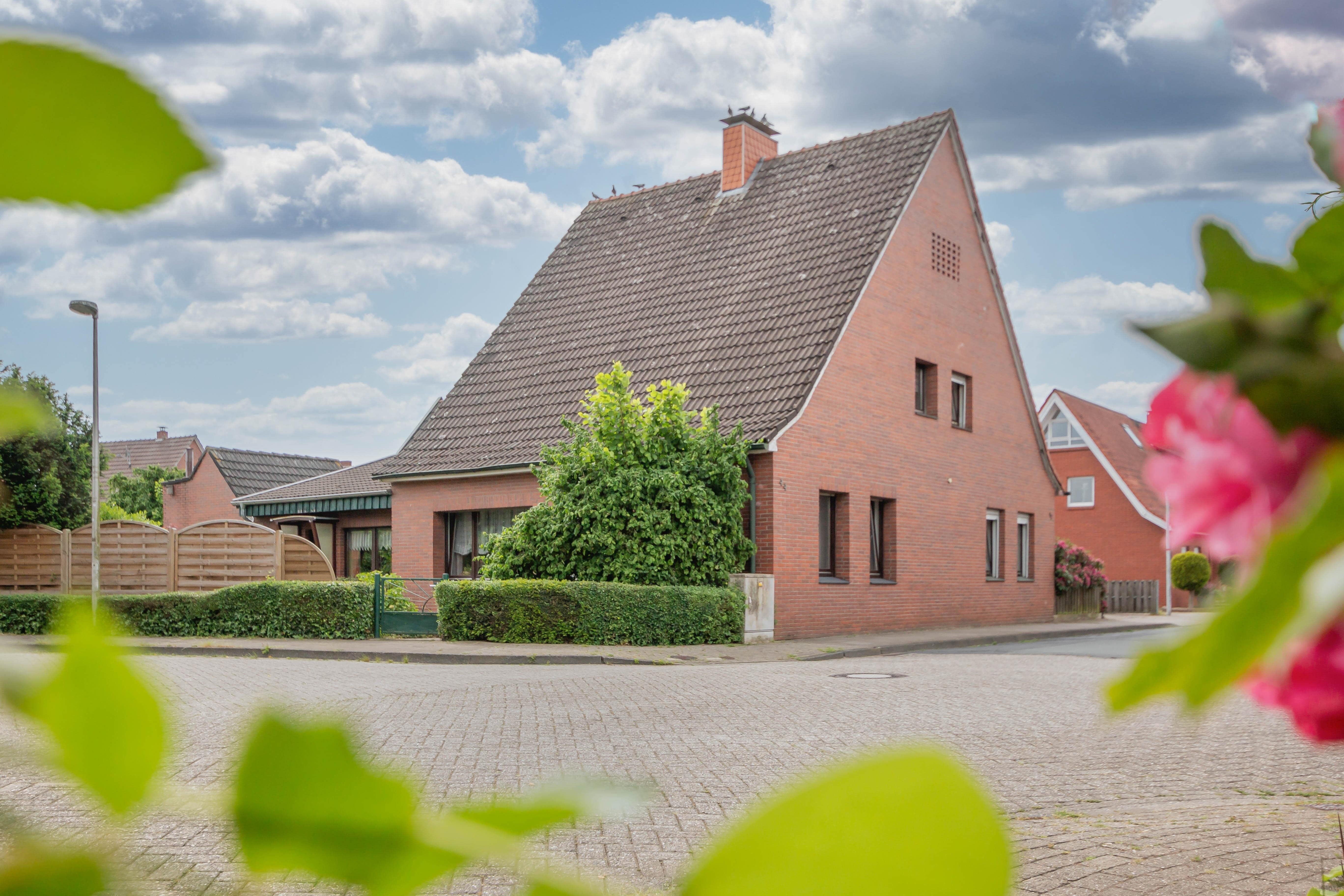 Doppelhaushälfte zum Kauf 165.000 € 4 Zimmer 100 m²<br/>Wohnfläche 492 m²<br/>Grundstück Wahlbezirk 402 Nordhorn 48529