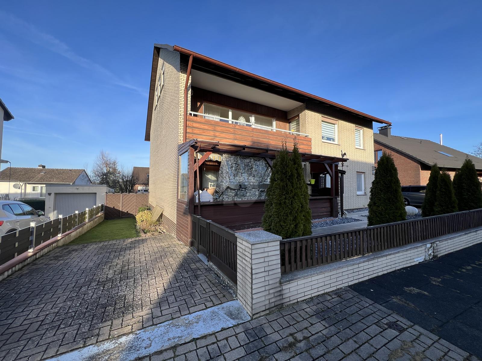 Mehrfamilienhaus zum Kauf 269.999 € 11 Zimmer 270 m²<br/>Wohnfläche 646 m²<br/>Grundstück Bösingfeld Extertal 32699