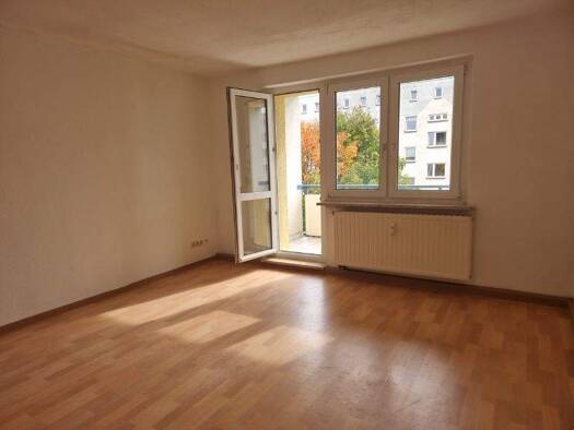 Wohnung zur Miete 342 € 3 Zimmer 61,5 m² Weida 07570
