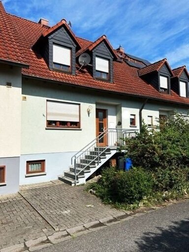 Reihenmittelhaus zum Kauf 5 Zimmer 122 m² 285 m² Grundstück Kitzingen Kitzingen 97318