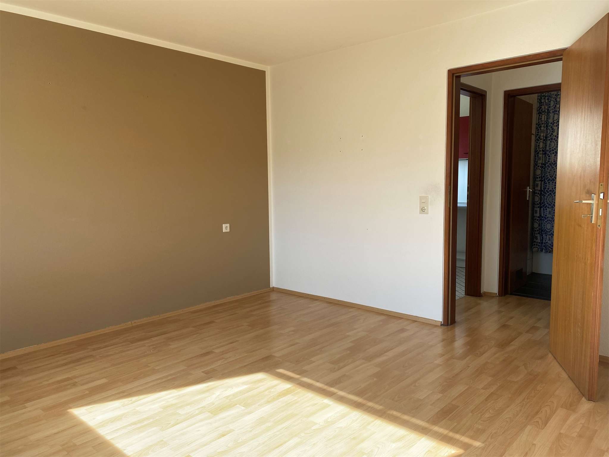 Wohnung zum Kauf 185.000 € 2 Zimmer 56 m²<br/>Wohnfläche 2. Stock<br/>Geschoss Volkspark Reutlingen 72762