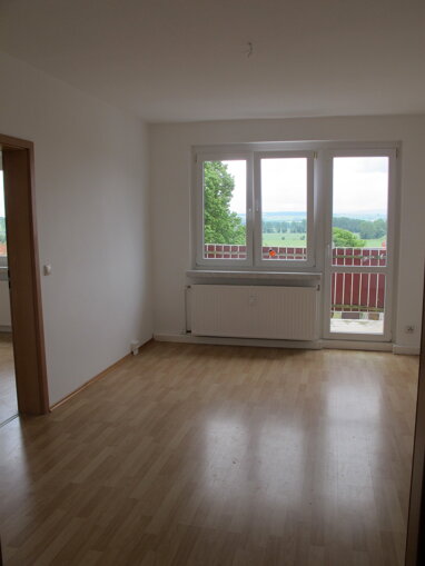 Wohnung zum Kauf Provisionsfrei 45.000 € 2 Zimmer 48 m² 3. Geschoss Hauptstraße 67c Behringen Hörselberg-Hainich 99820
