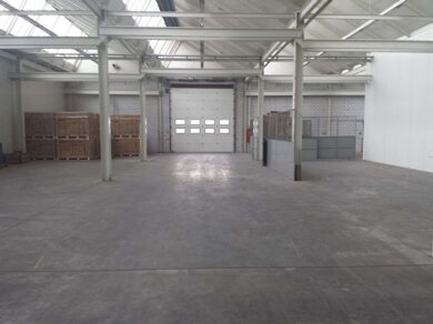 Lagerhalle zur Miete 1.400 m² Lagerfläche teilbar ab 576 m² - Fechenheim 60386 Frankfurt am Main 60386