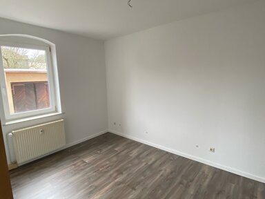 Wohnung zur Miete 225 € 2 Zimmer 45 m² EG Straße der Einheit 17 Wüstenbrand Hohenstein-Ernstthal 09337