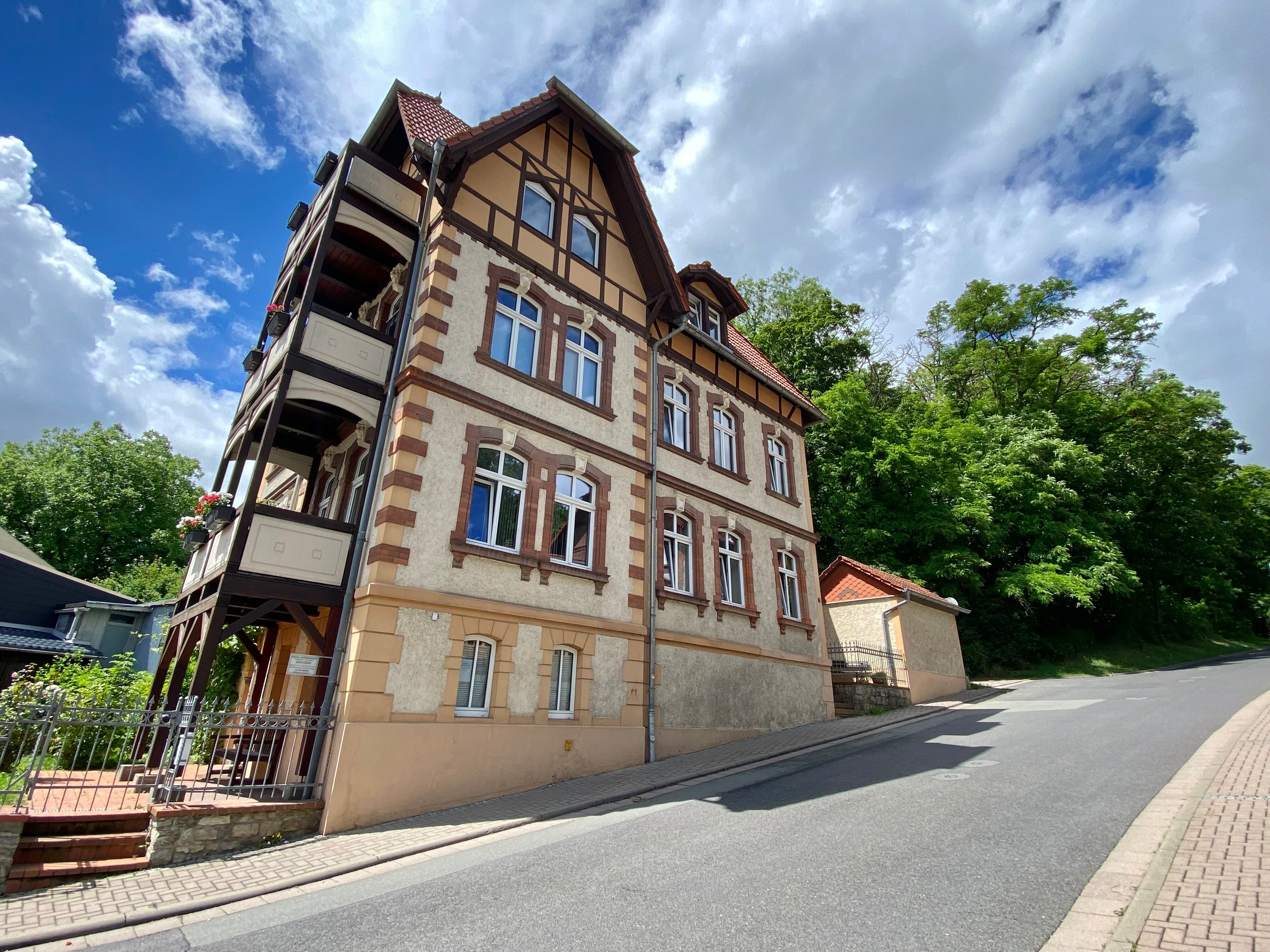 Mehrfamilienhaus zum Kauf 375.000 € 299,5 m²<br/>Wohnfläche Bad Sulza Bad Sulza 99518