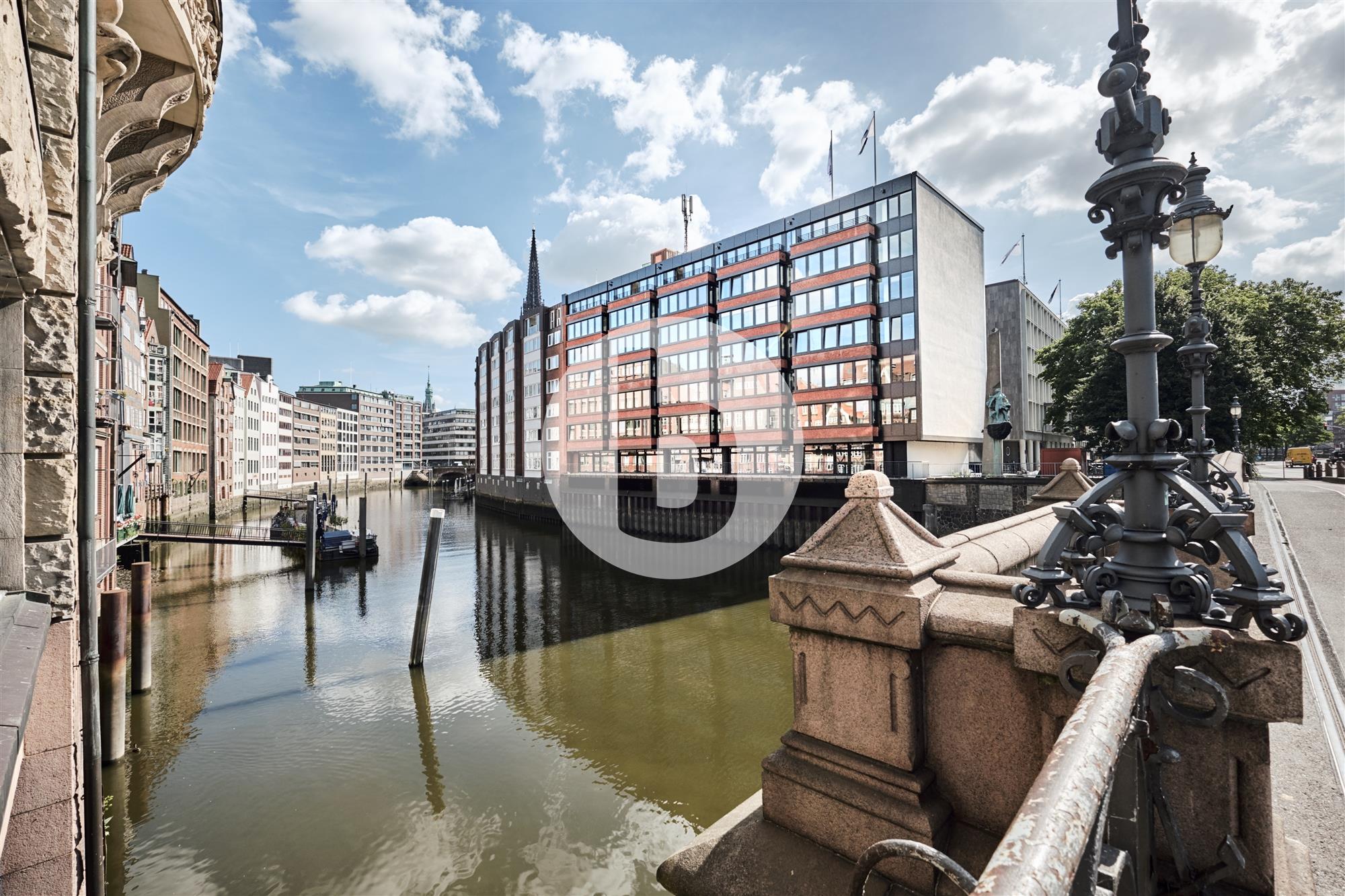 Bürofläche zur Miete provisionsfrei 26 € 1.957 m²<br/>Bürofläche ab 650 m²<br/>Teilbarkeit Hamburg - Altstadt Hamburg 20457