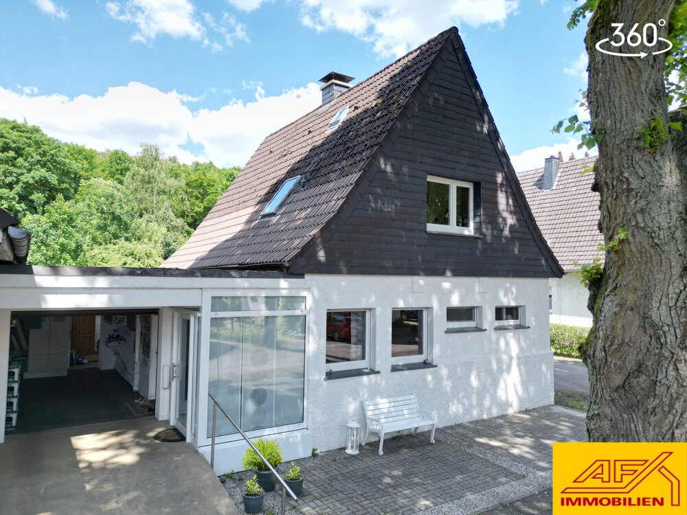 Einfamilienhaus zum Kauf 225.000 € 3 Zimmer 96 m²<br/>Wohnfläche 385 m²<br/>Grundstück Hüsten - Ost Arnsberg 59759